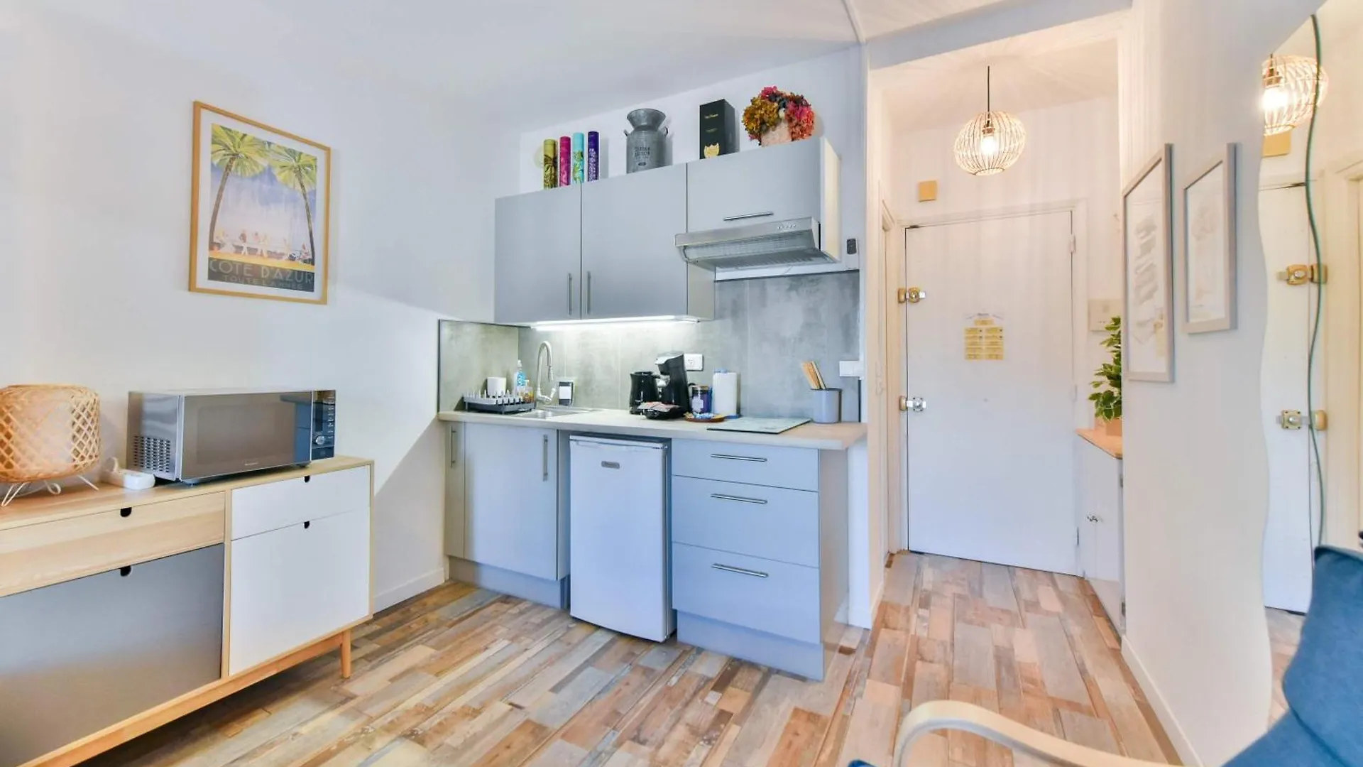 Le Festif Splendide Studio Avec Loggia Au Carre D'Or, Une Joie Speciale Pour Deux Cannes 0*,